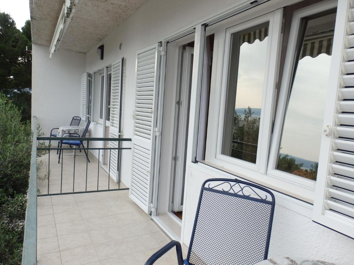 Apartmani Stipan Brela Exteriér fotografie