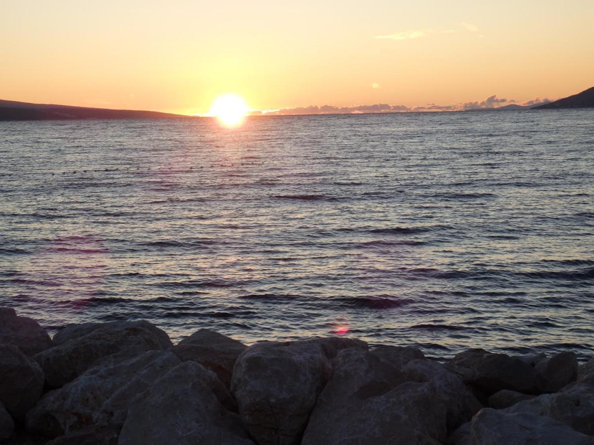 Apartmani Stipan Brela Exteriér fotografie