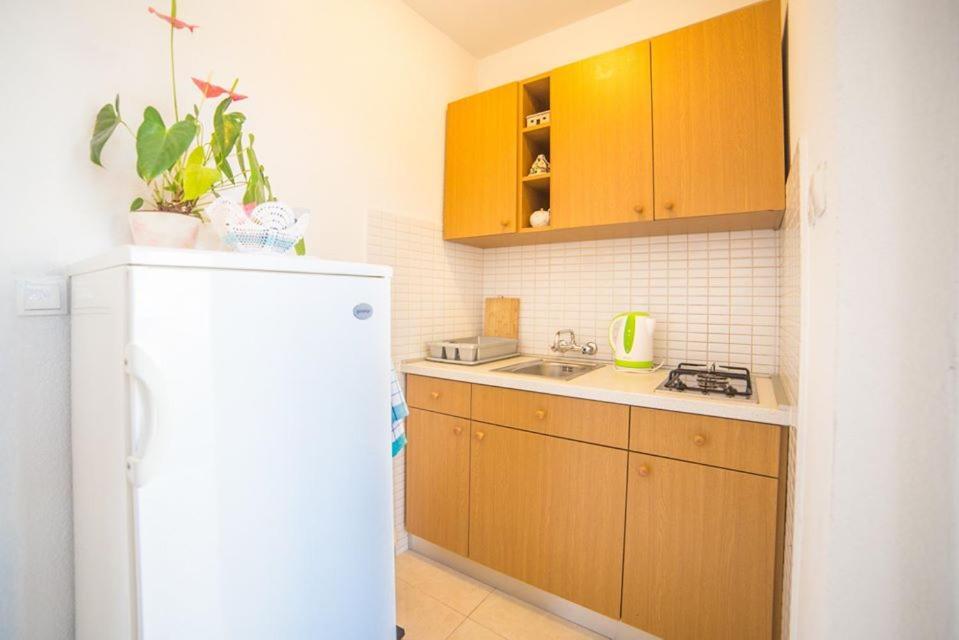 Apartmani Stipan Brela Exteriér fotografie