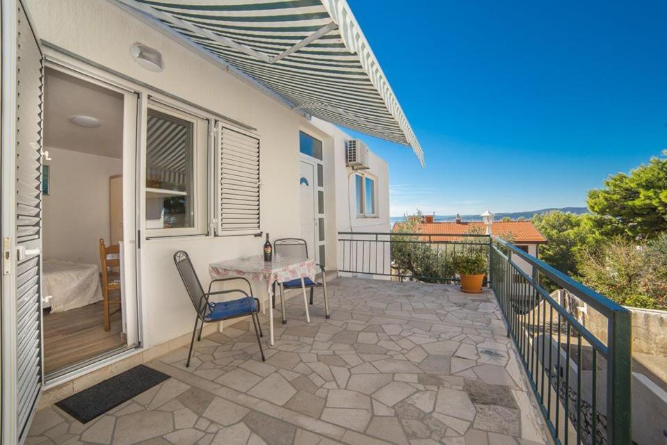 Apartmani Stipan Brela Exteriér fotografie